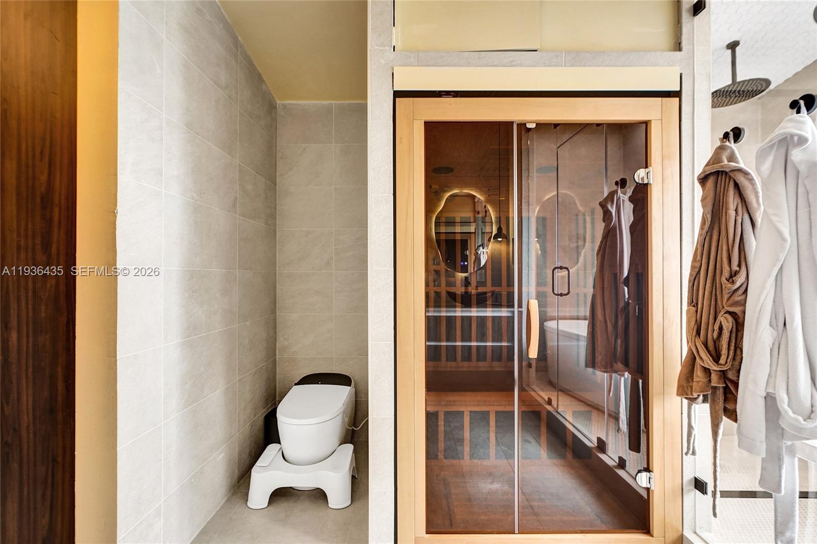 ENCHANTED LAKE SEC 2 - Residential