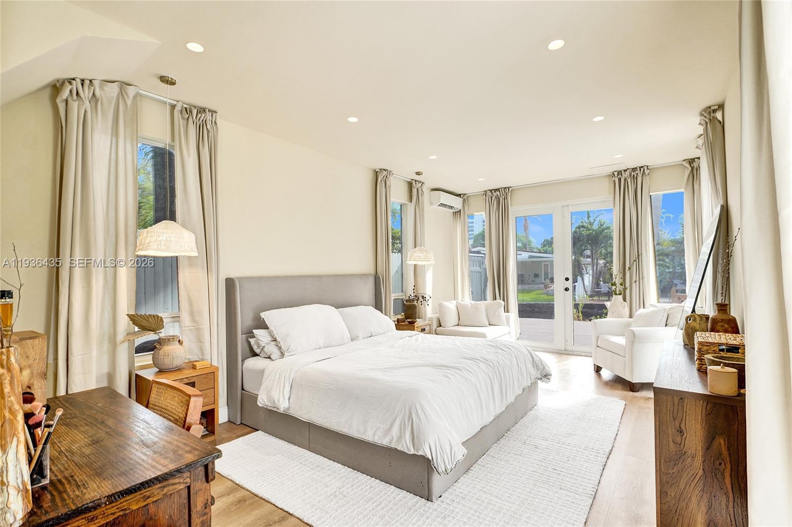 ENCHANTED LAKE SEC 2 - Residential