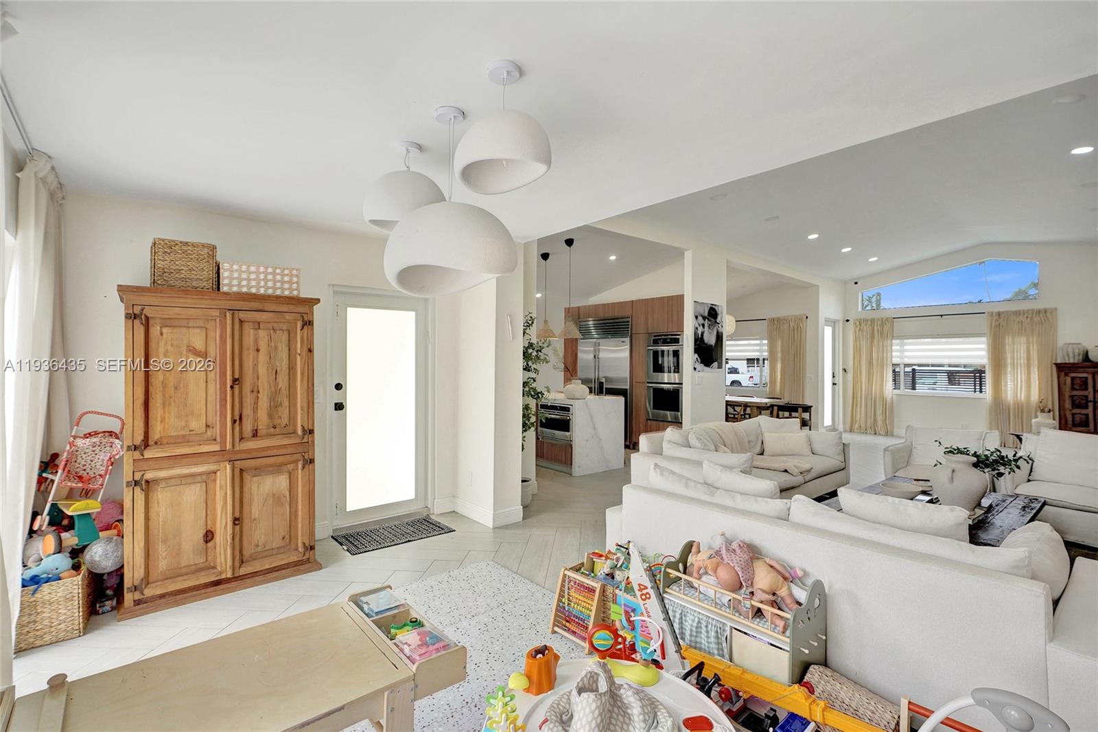 ENCHANTED LAKE SEC 2 - Residential