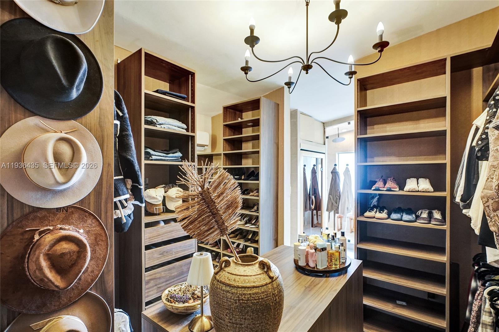 ENCHANTED LAKE SEC 2 - Residential