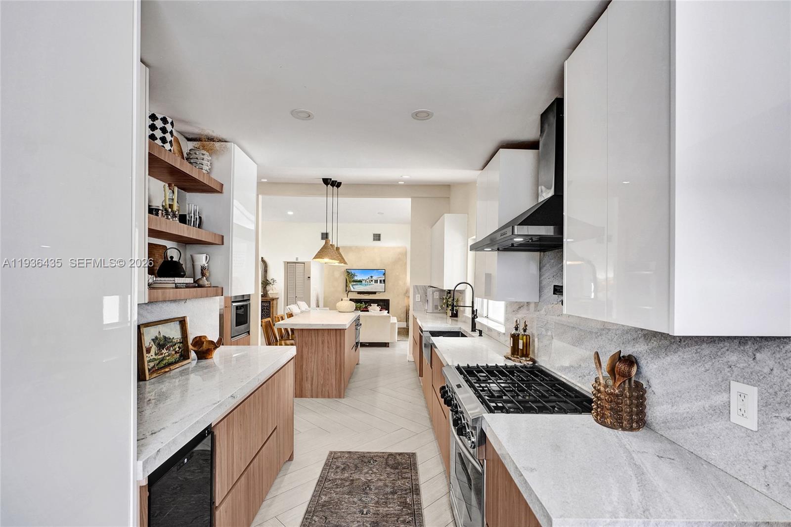 ENCHANTED LAKE SEC 2 - Residential