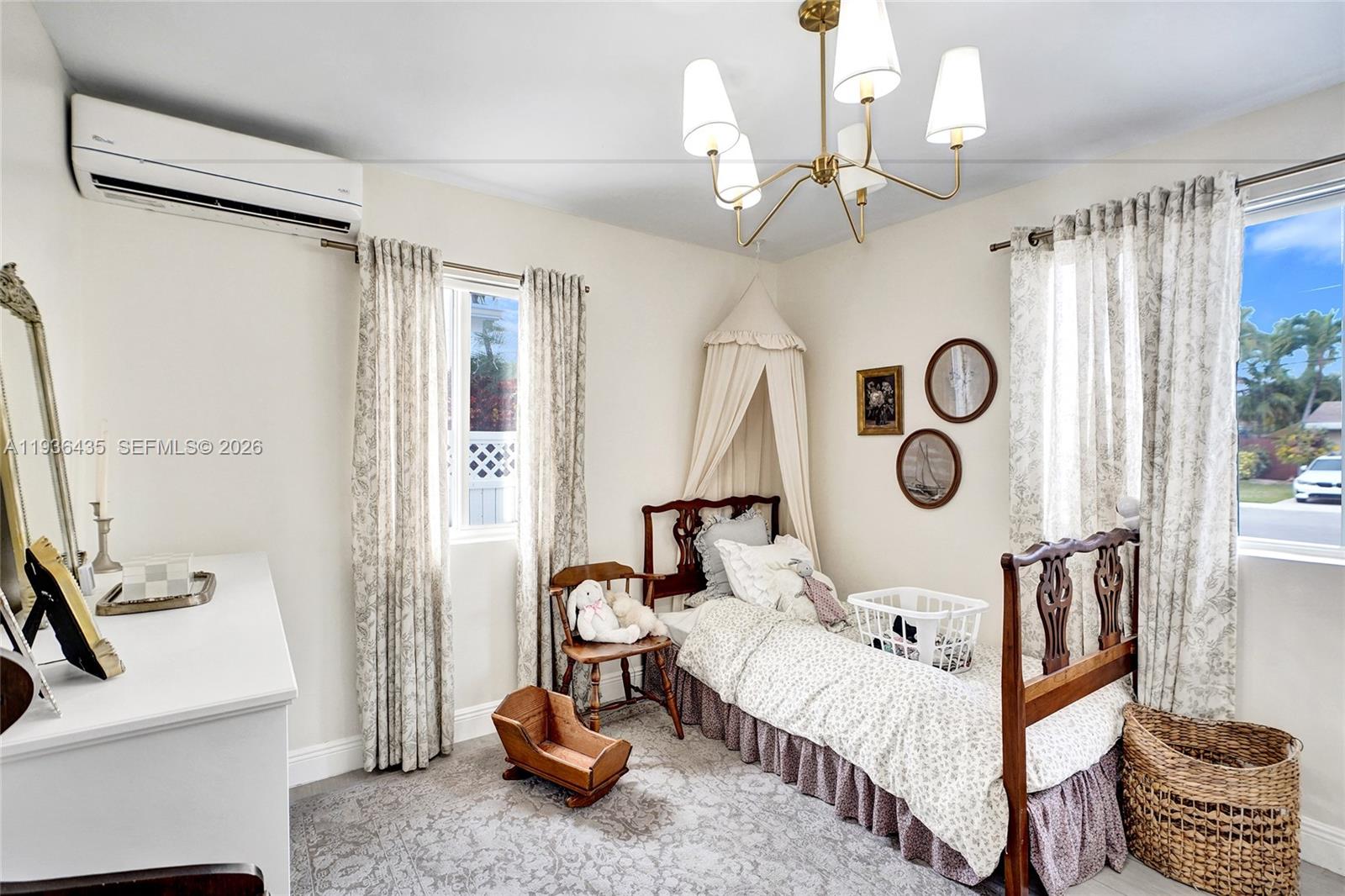 ENCHANTED LAKE SEC 2 - Residential