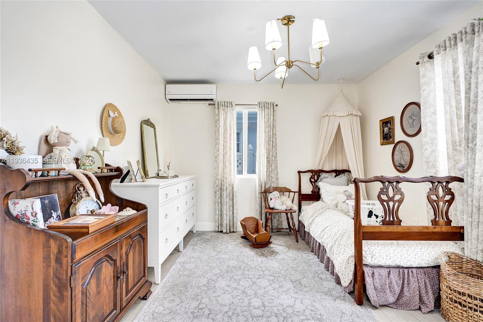 ENCHANTED LAKE SEC 2 - Residential