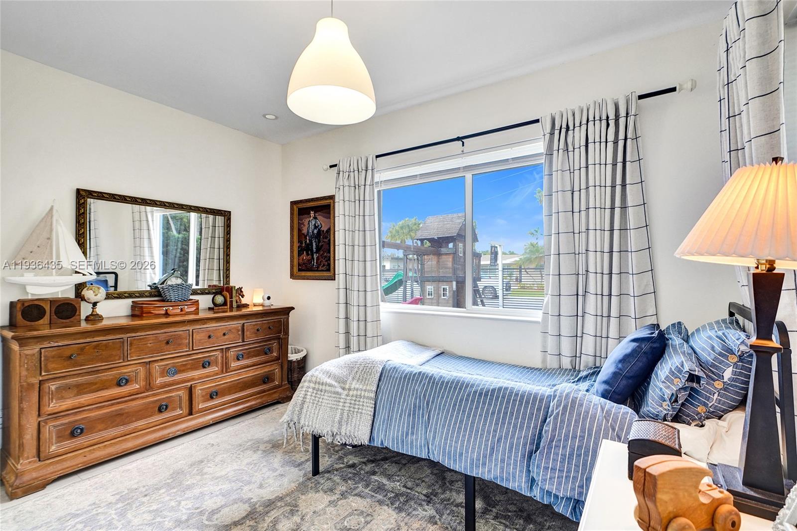 ENCHANTED LAKE SEC 2 - Residential