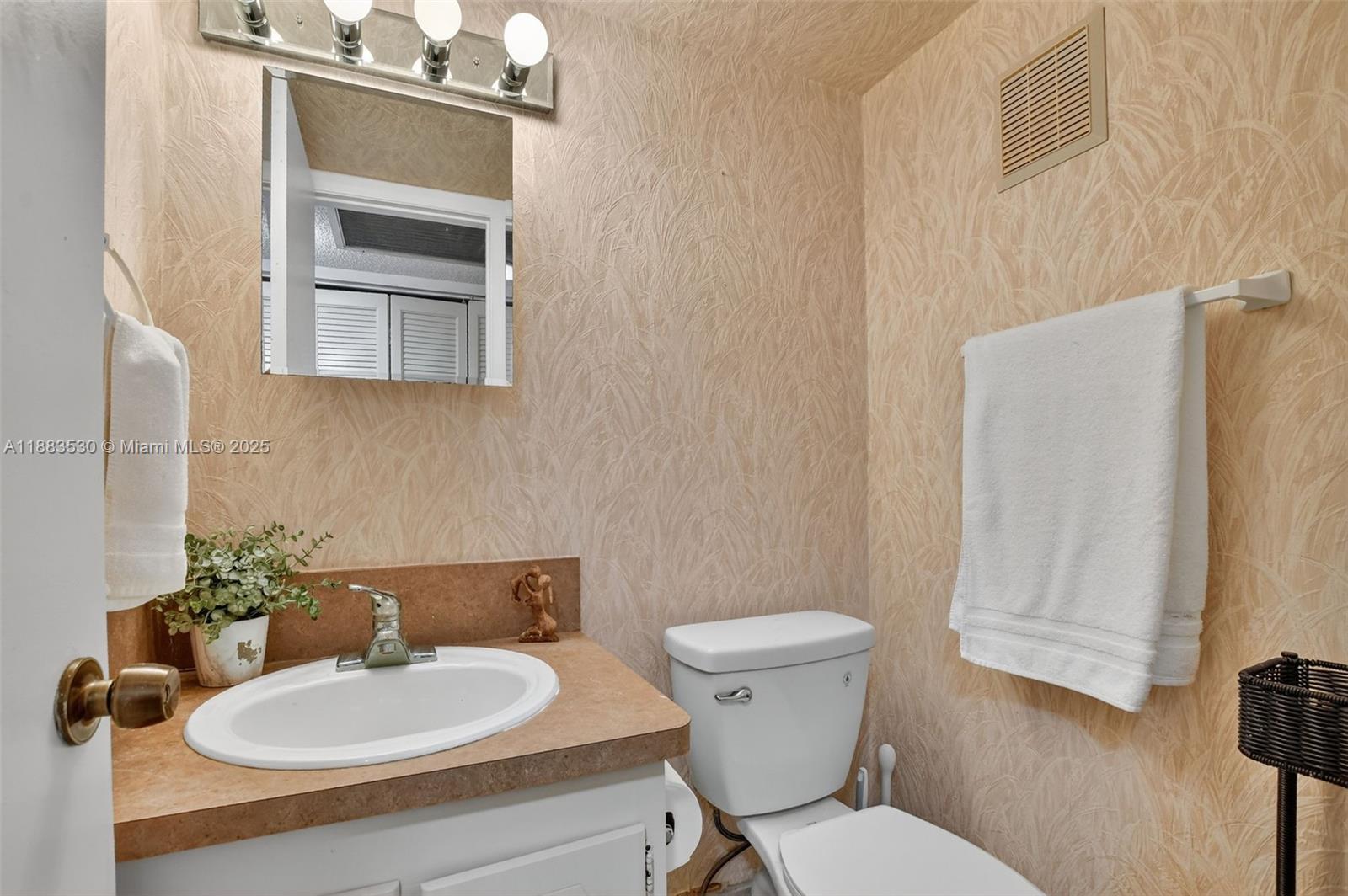 FARNHAM N CONDO - Residential