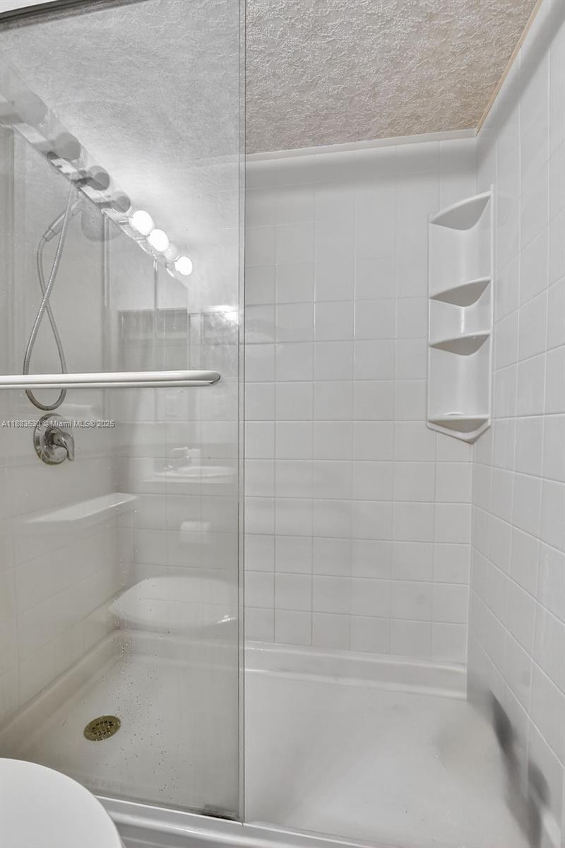 FARNHAM N CONDO - Residential