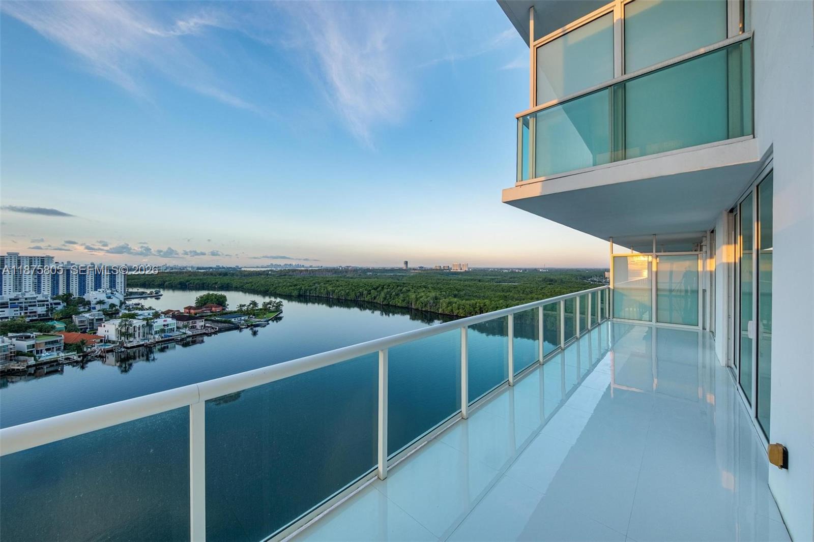 400 SUNNY ISLES CONDO WES - Residential