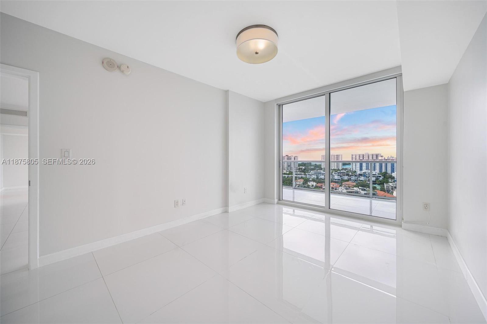 400 SUNNY ISLES CONDO WES - Residential