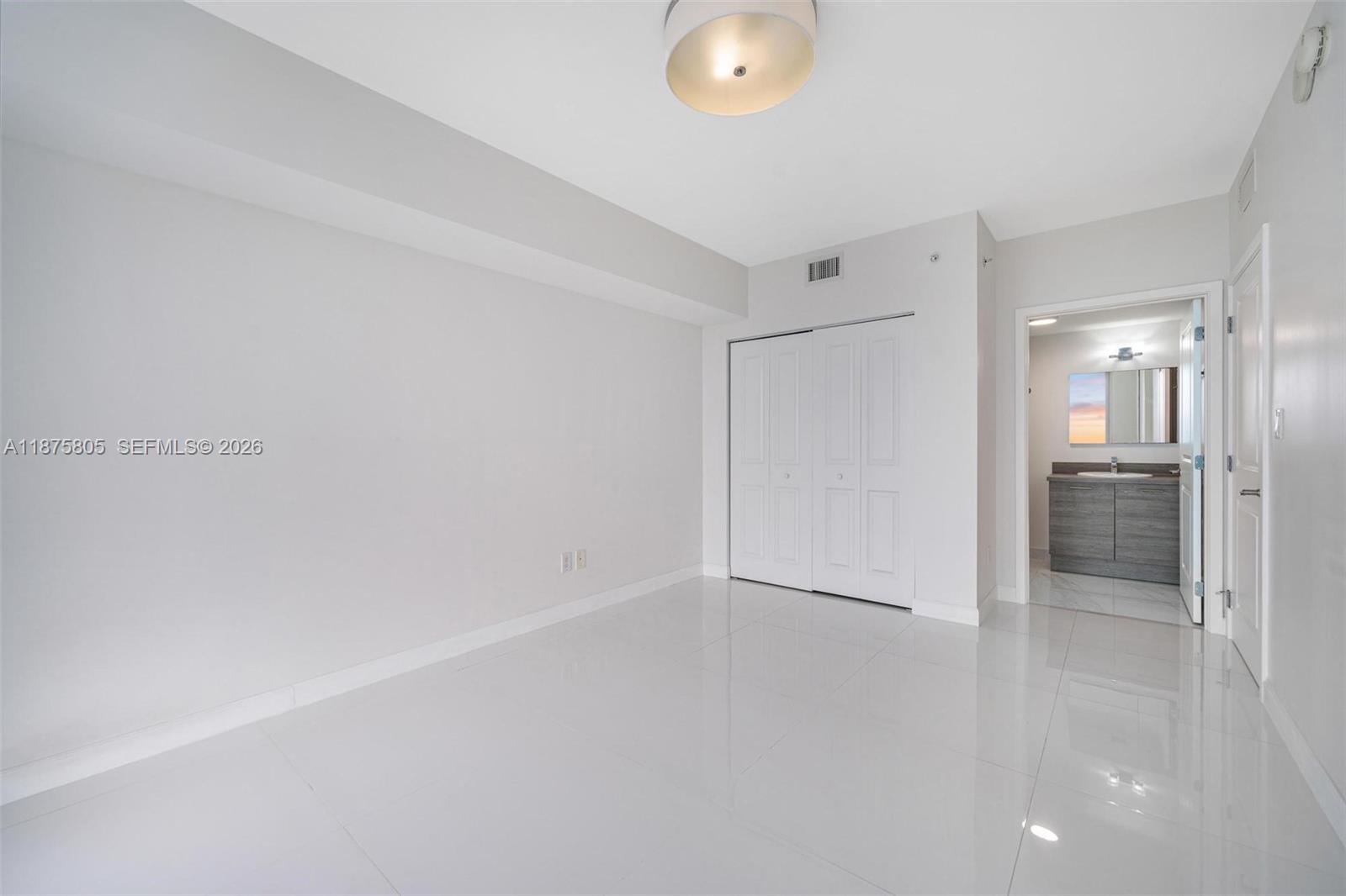 400 SUNNY ISLES CONDO WES - Residential