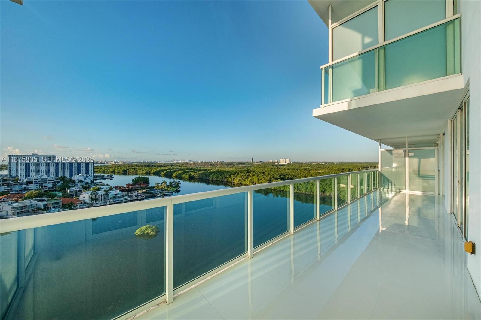 400 SUNNY ISLES CONDO WES - Residential