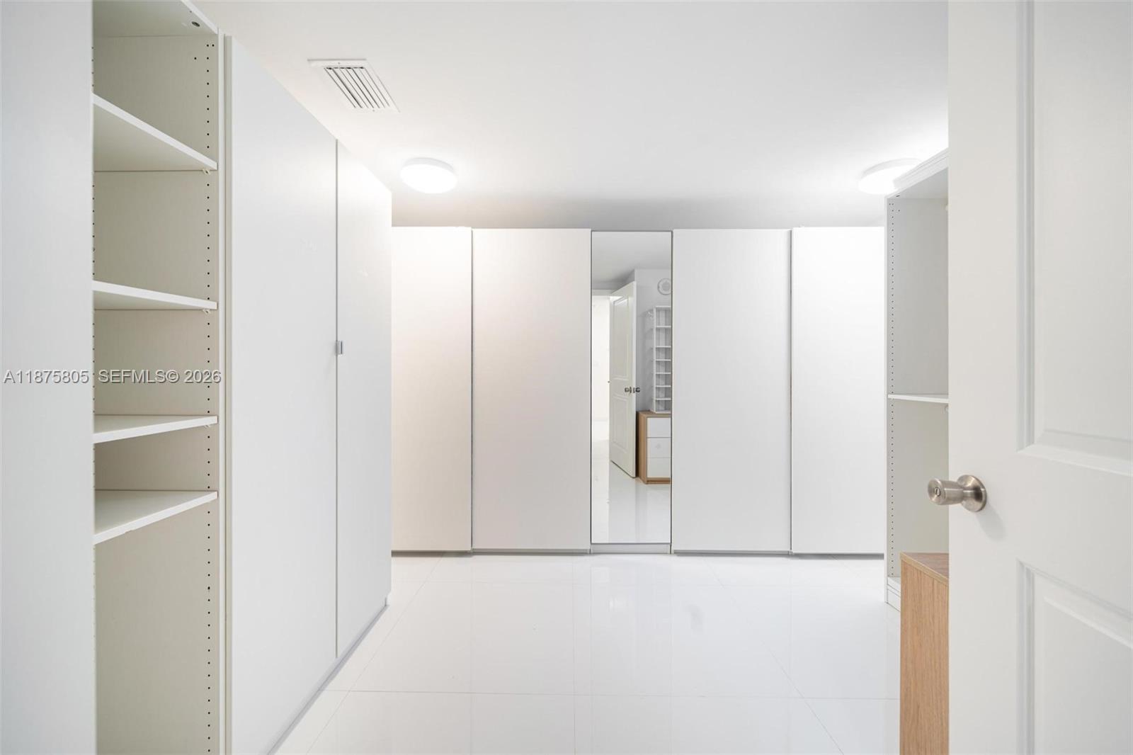 400 SUNNY ISLES CONDO WES - Residential