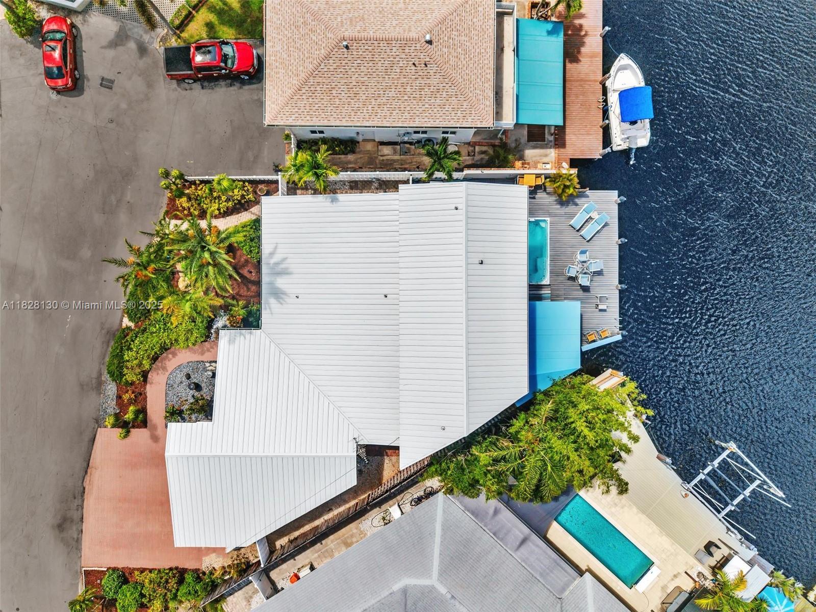 CORAL POINT - Residential