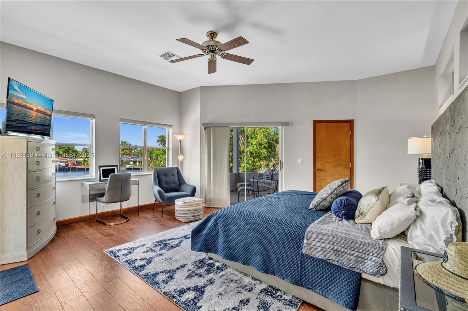 CORAL POINT - Residential