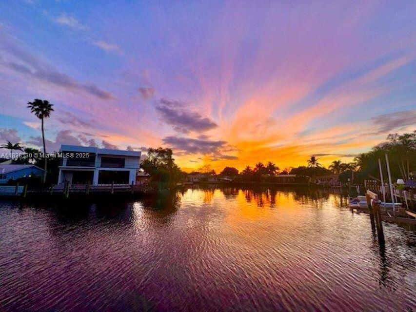 CORAL POINT - Residential