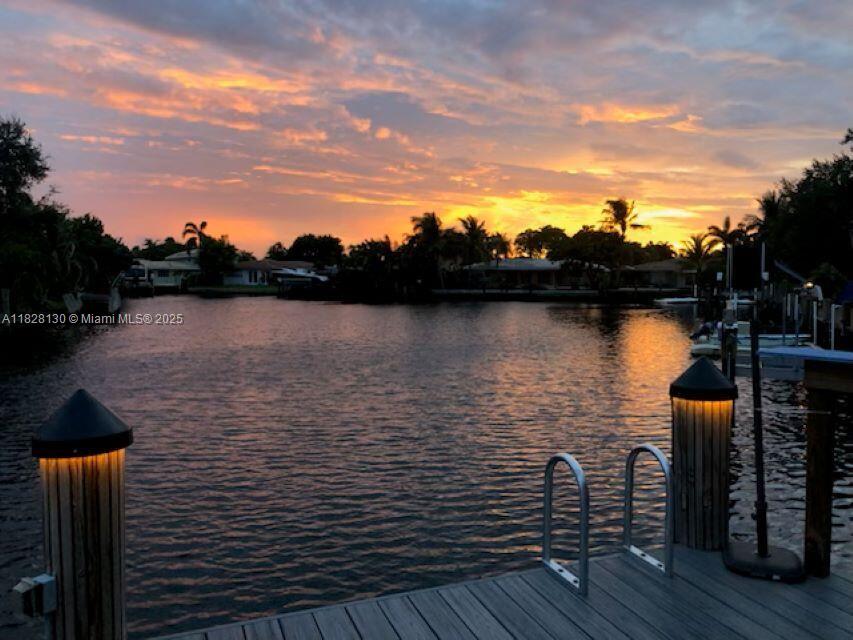 CORAL POINT - Residential