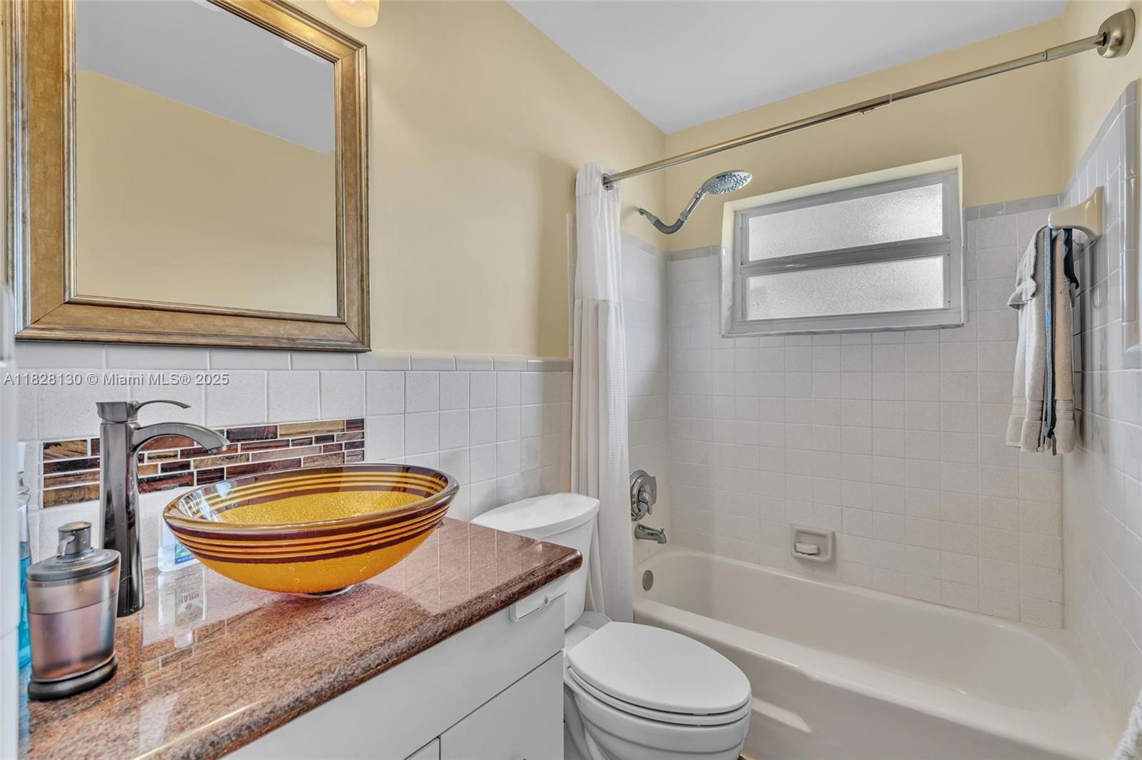 CORAL POINT - Residential