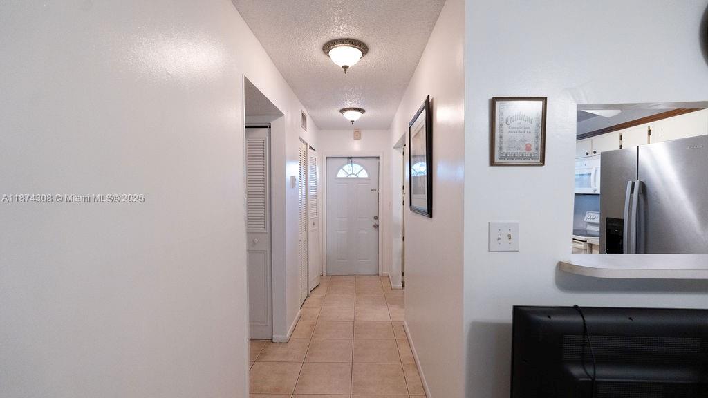 APPLEGREEN CONDO APTS 1 - Residential