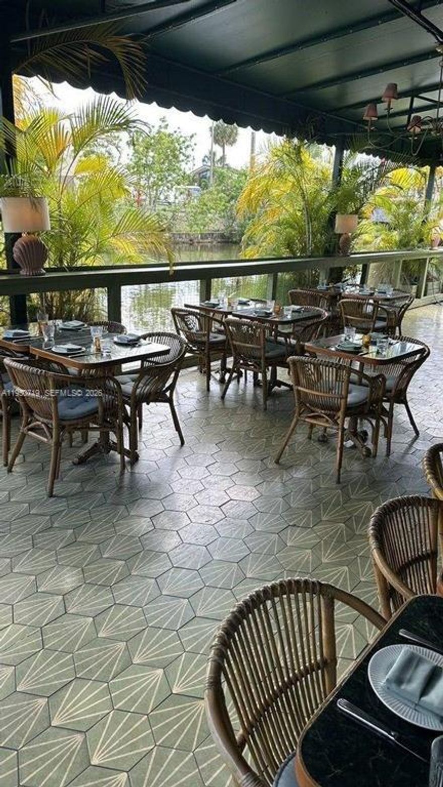 Waterfront Restaurant for Sale ,Little River, Miami
Assets Sale .A rare waterfront opportunity in one of Miami’s fastest-growing neighborhoods.
This charming restaurant features direct boat access with on-site docking, creating a unique
and highly sought-after dining experience.
Set within lush tropical landscaping, the property offers an upscale, intimate atmosphere with
expansive outdoor terraces—perfect for sunset dining, private events, and high-end
celebrations.
Asking Price:
$1.2M asset deal
$1.3M LLC acquisition (open 7 months)
Partnership opportunity possible
165 seats total
Direct waterfront + boat docking
2 indoor dining rooms , private dining
2 terraces (40 seats + 100+25)
Large private parking lot
Building: 1,942 SF | Land: 11,000 SF
4COP liquor license available ($2,000/month)
Rent: $23,000/month
Lease: 10.5 years remaining
Bring your own concept
Could qualify to a E2 visa or Green card
Details and visit upon NDA & proof of funds