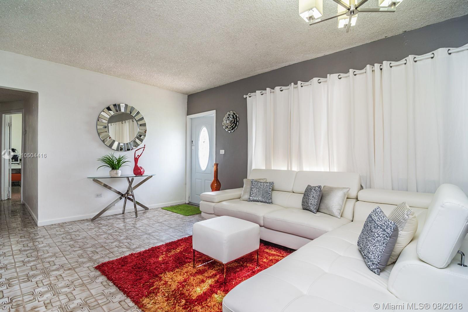 HIALEAH ESTATES - Residential