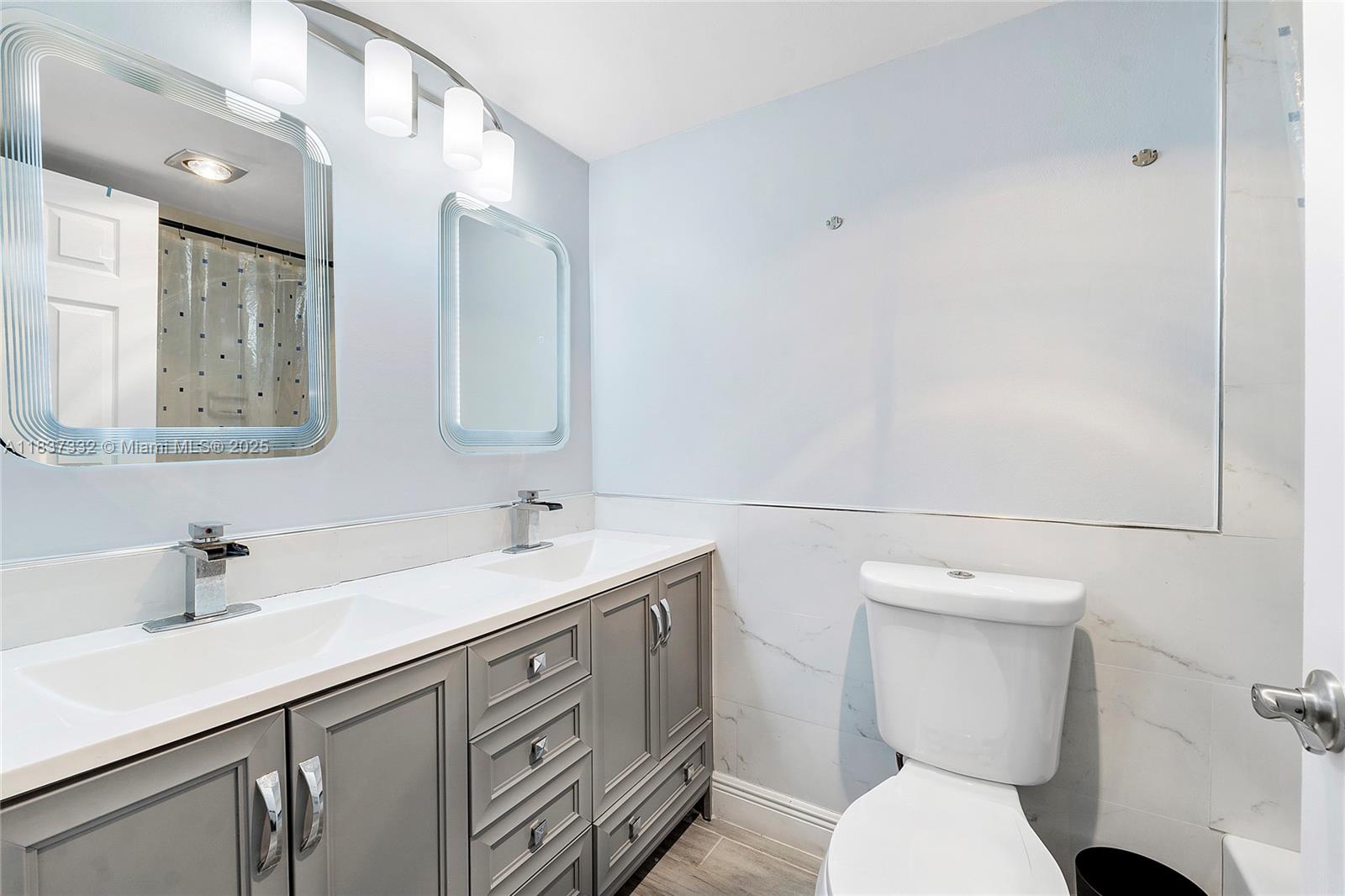 JEFFERSON OF CORAL SPRING - Residential