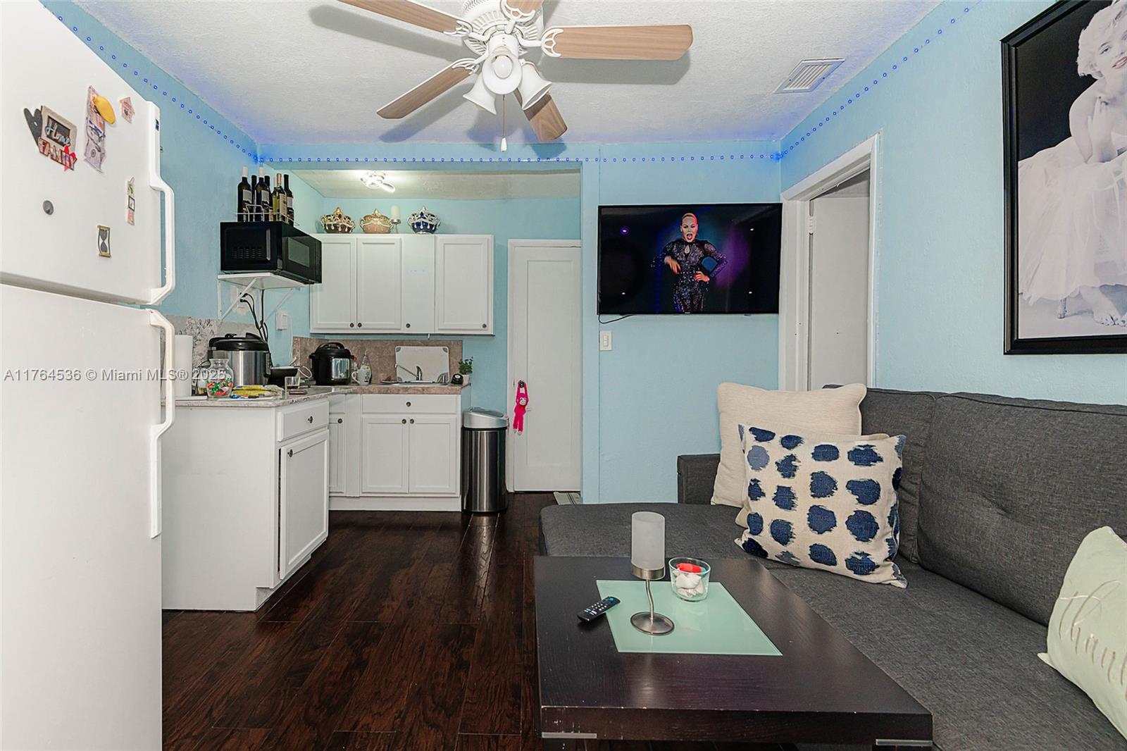 FLAMINGO ESTATES - Residential