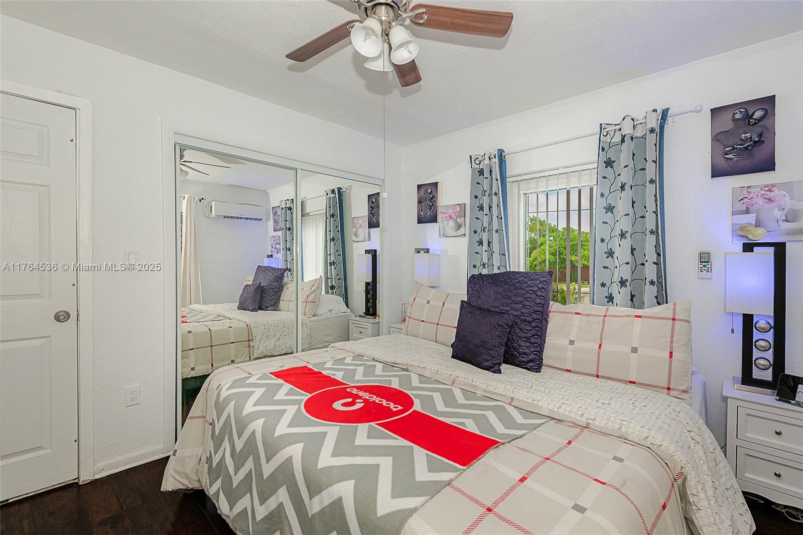 FLAMINGO ESTATES - Residential
