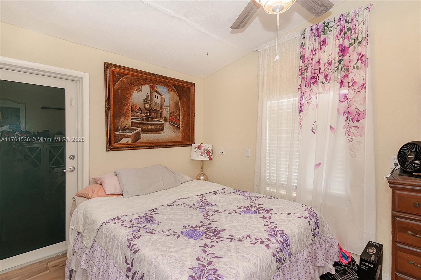 FLAMINGO ESTATES - Residential