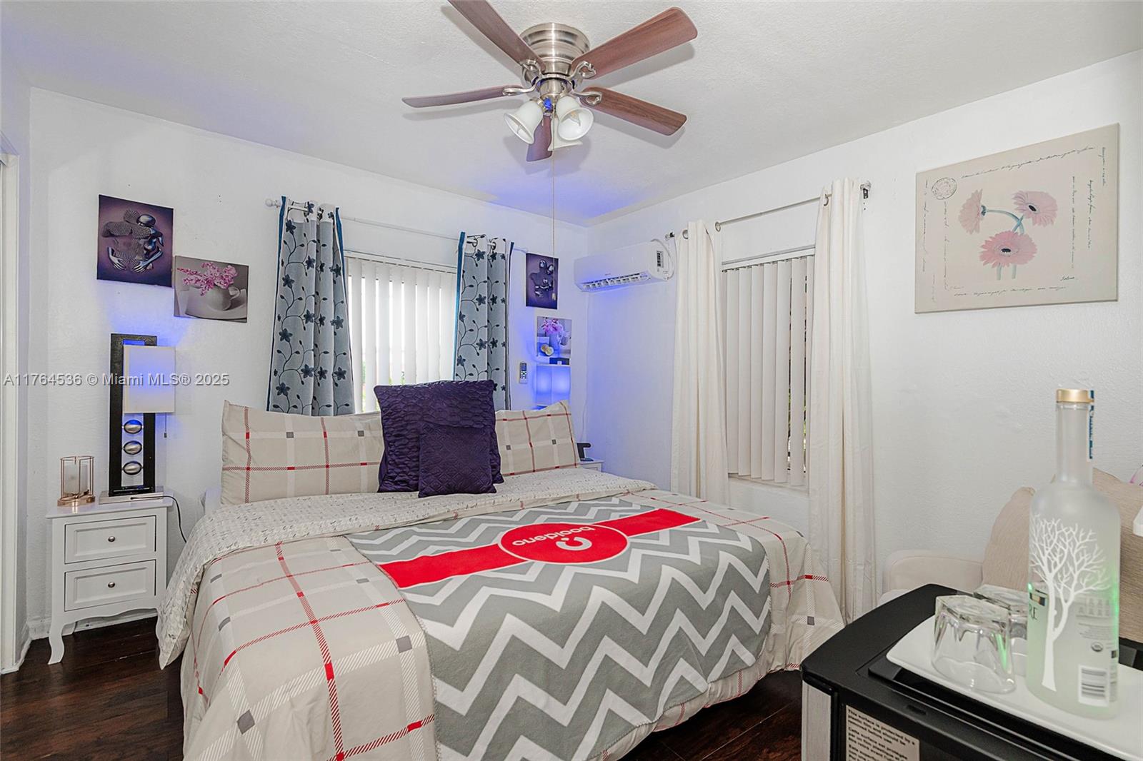 FLAMINGO ESTATES - Residential