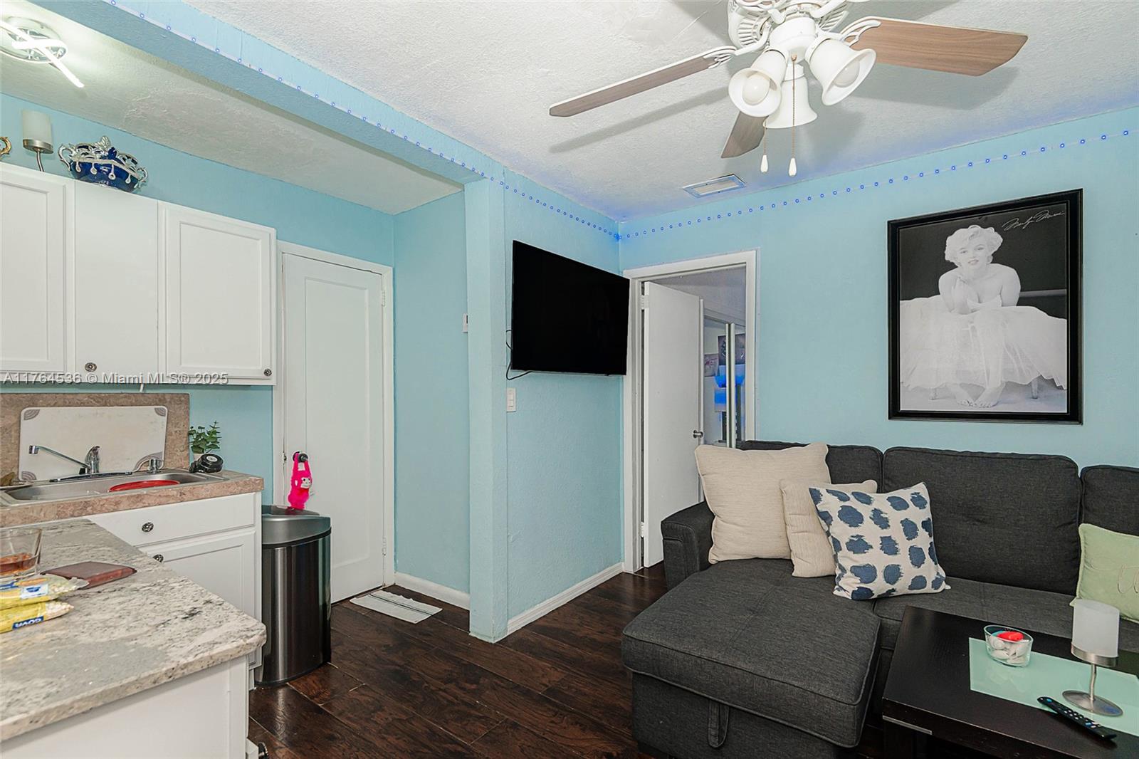 FLAMINGO ESTATES - Residential