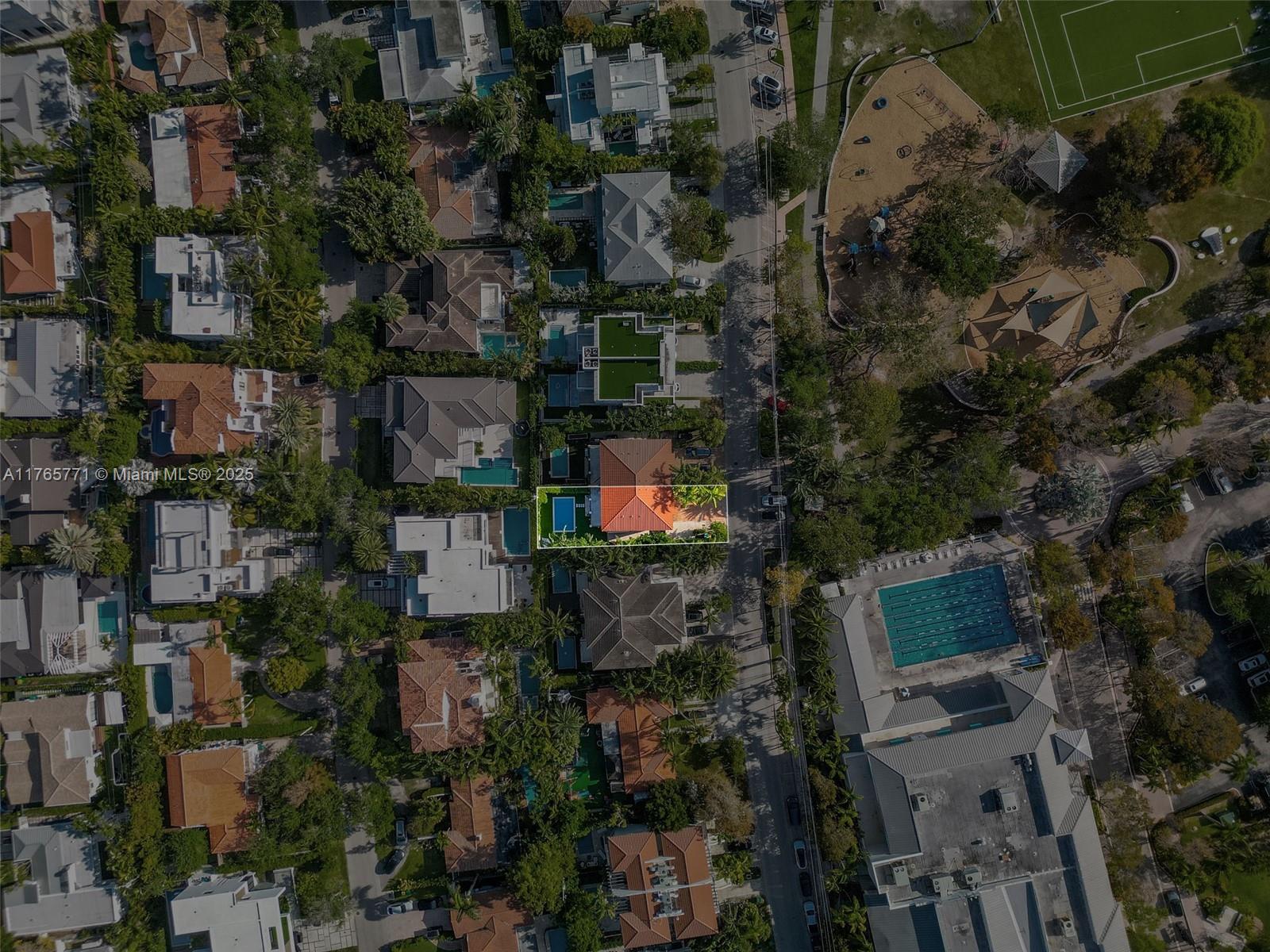 TROPICAL ISLE HOMES SUB 1 - Residential