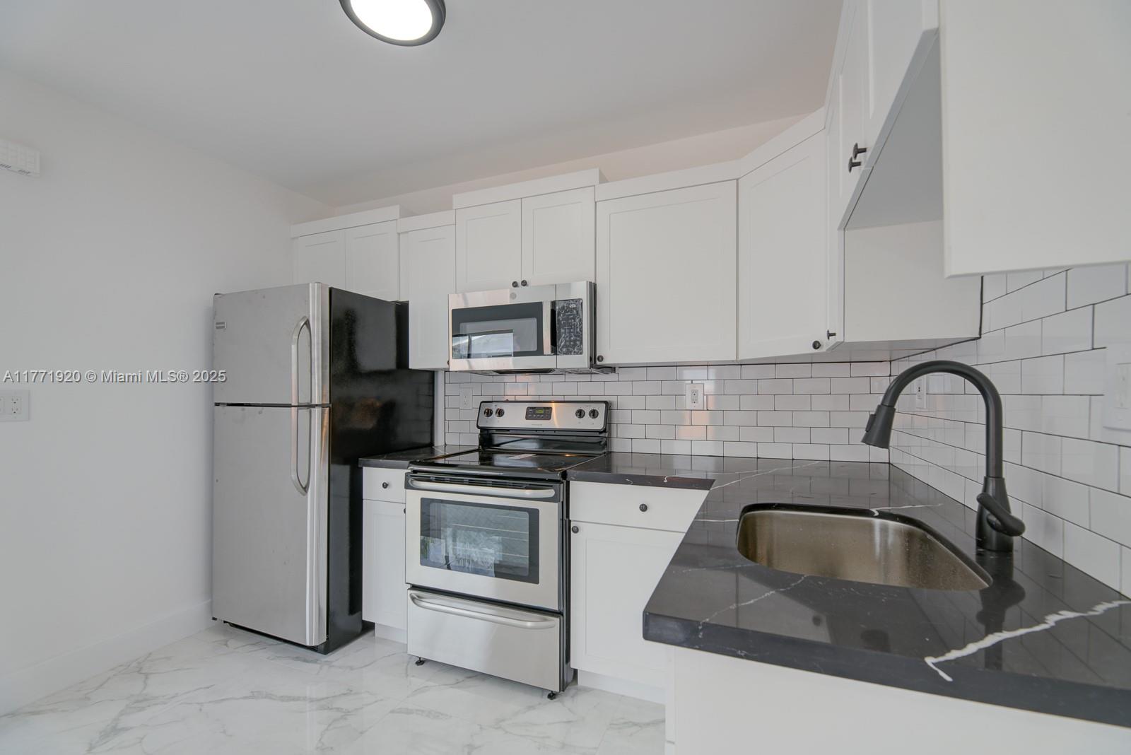 650 E 65th St FRONT