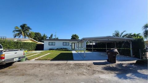 650 E 65th St FRONT Hialeah FL 33013