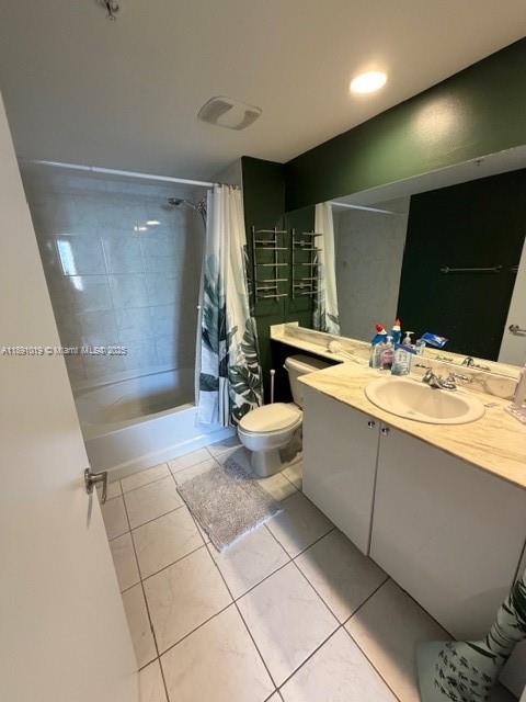 VENTURE AT AVENTURA WEST - Residential Lease