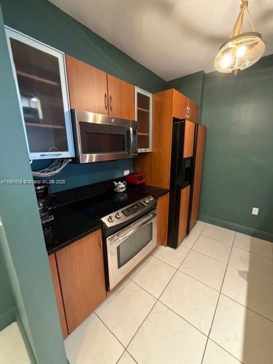 STEP INTO THIS GREAT AND REFINED DREAM LOCATION AT THE VENTURE, THE HOTTEST PLACE IN THE AVENTURA AREA ,FEW BLOCKS AWAY FROM AVENTURA MALL,SHOPPING STORES,RESTAURANTS,AND BEST SCHOOLS. THIS STUNNING UNIT FEATURES 2 BD / 2BTH FULLY FURNISHED, DECORATED UNIT WITH A BEAUTIFUL VIEW OF THE POOL FROM THE COZY BALCONY. LAMINATE WOOD FLOORS, GOURMET KITCHEN, BLACK GRANITE COUNTERTOP, WOOD CABINETS,SPLIT FLOOR PLAN AS BEDROOMS. THE BUILDING HAS TWO INFINITY POOLS, GYM, SAUNA, AS WELL AS MASSAGE ROOM, BUSINESS CENTER, CINEMA, 24 HOURS SECURITY GUARD, VALET,AND MORE.