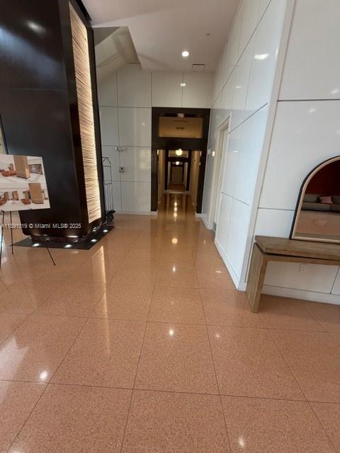 VENTURE AT AVENTURA WEST - Residential Lease