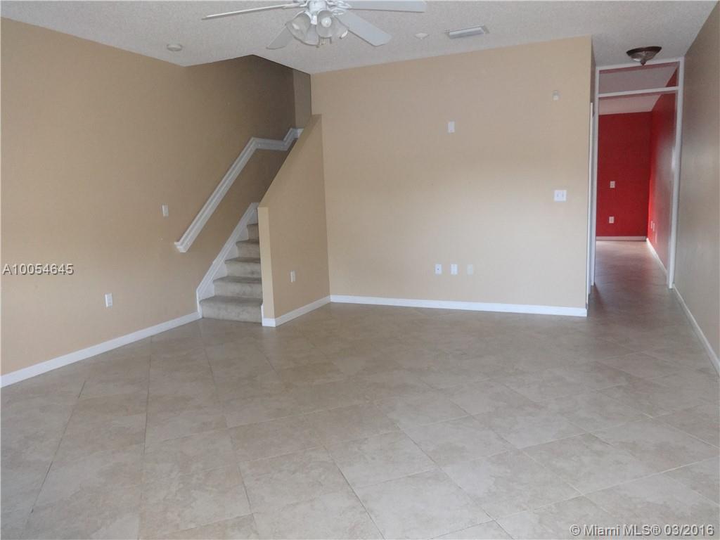 Beautiful home in a secured and relaxing community. Beautiful unit. Proof of funds or approval letter for financing; 24 Hour gated community; Cash, Conventional, FHA, VA; Call/text listing agent for showing instructions. 24-HOUR NOTICE FOR SHOWING