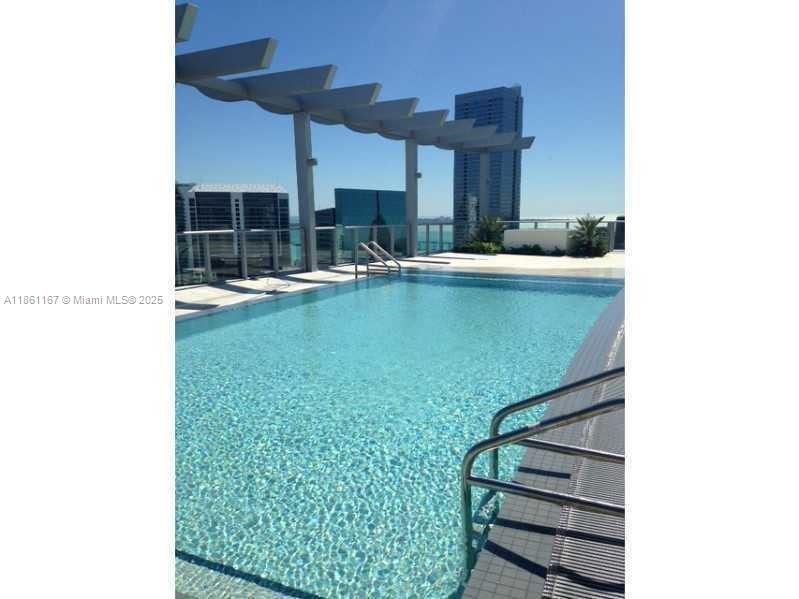 1100 MILLECENTO - Residential Lease