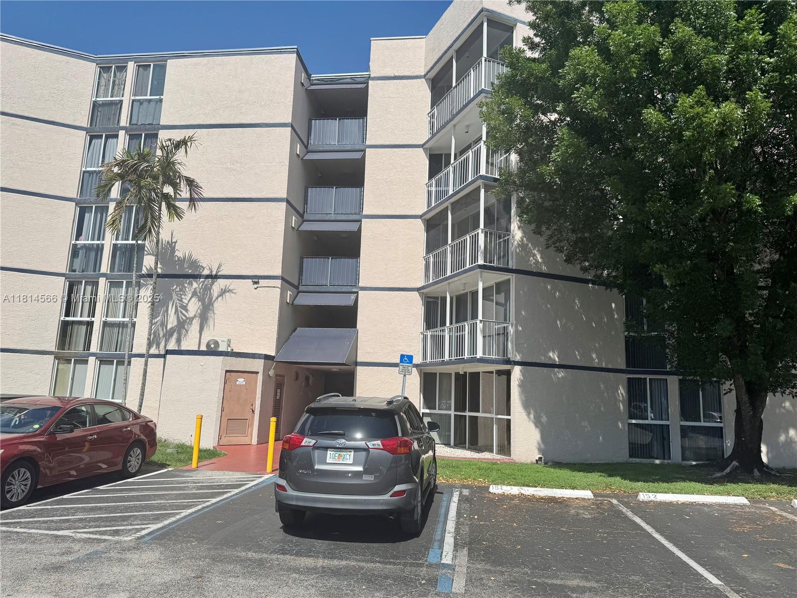 Rental Property at 7125 Nw 186th St B401, Hialeah, Miami-Dade County, Florida - Bedrooms: 2 
Bathrooms: 2  - $2,000 MO.