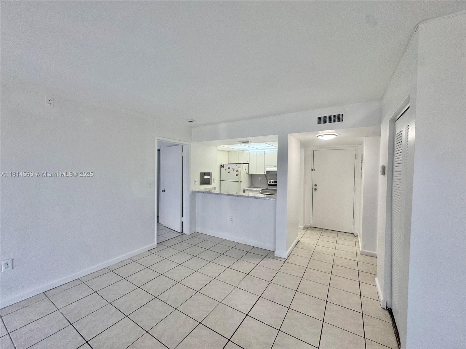 7125 NW 186th St B401