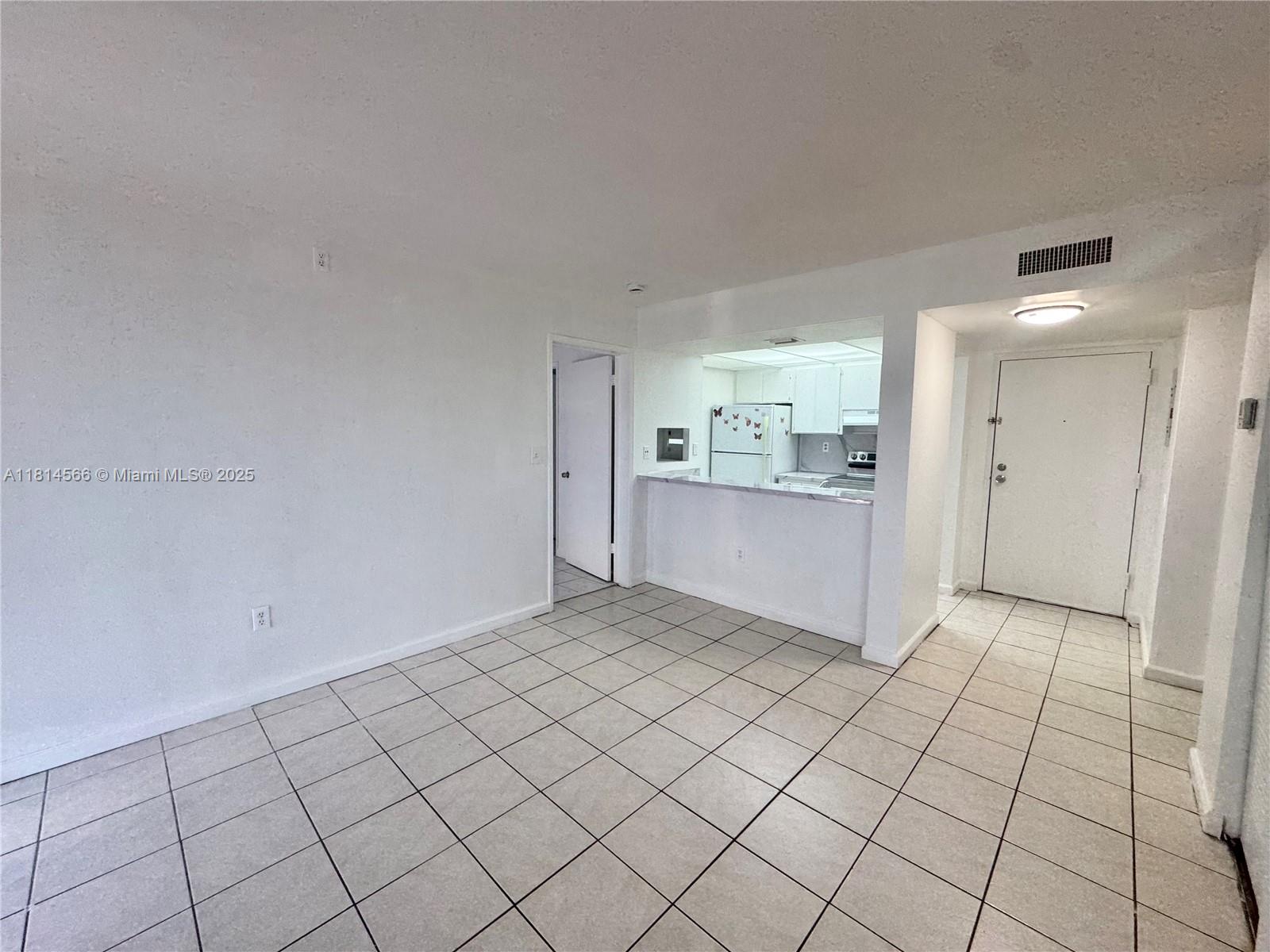 7125 NW 186th St B401