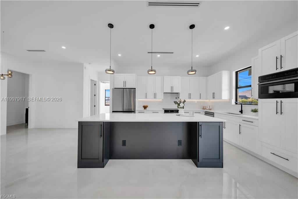 ONE BRIDGE CONSTRUCTIONS - Residential