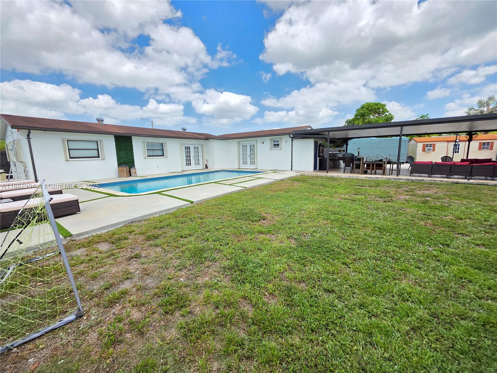 CAROL CITY GDNS 1ST ADDN - Residential