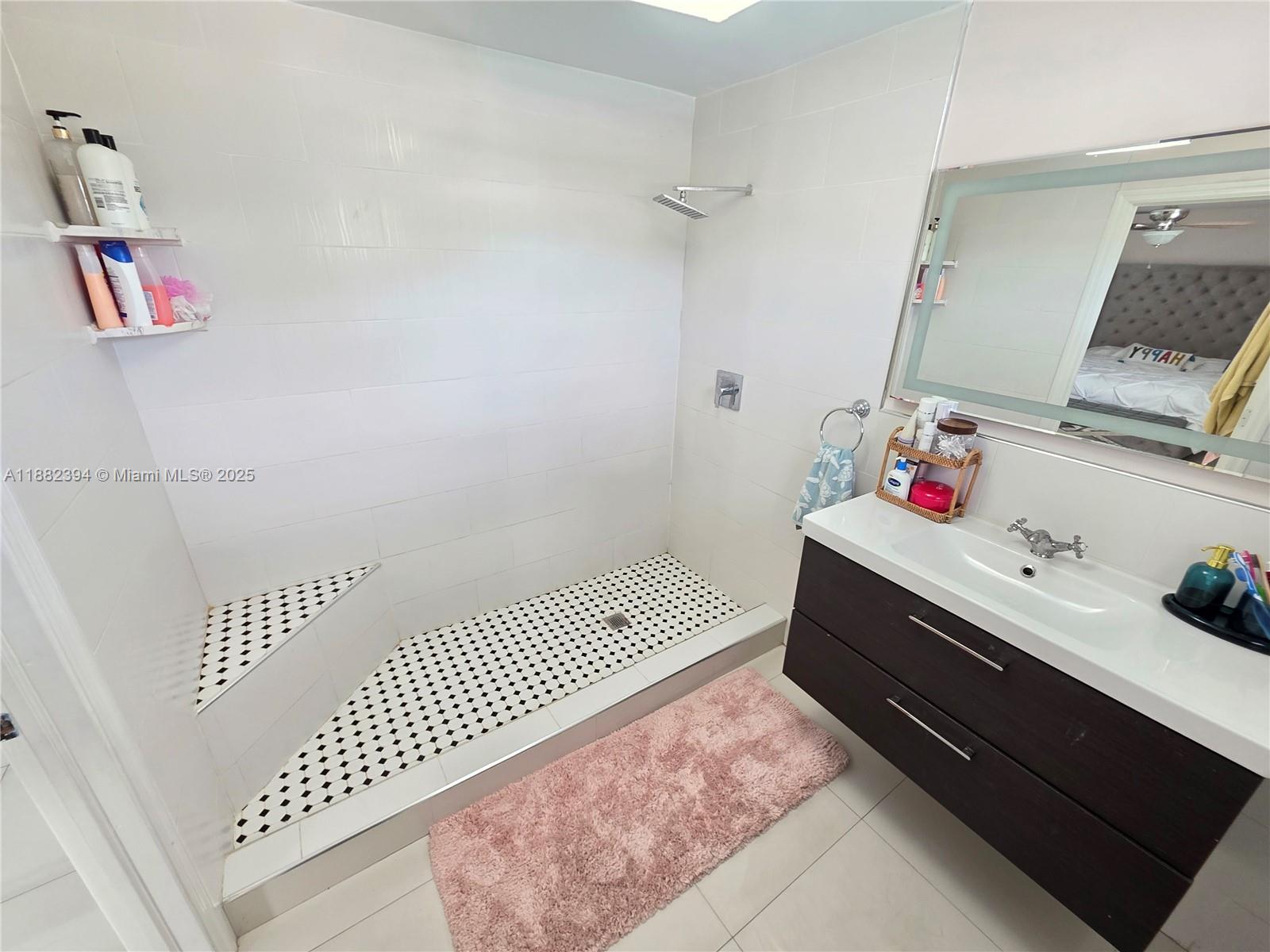 CAROL CITY GDNS 1ST ADDN - Residential