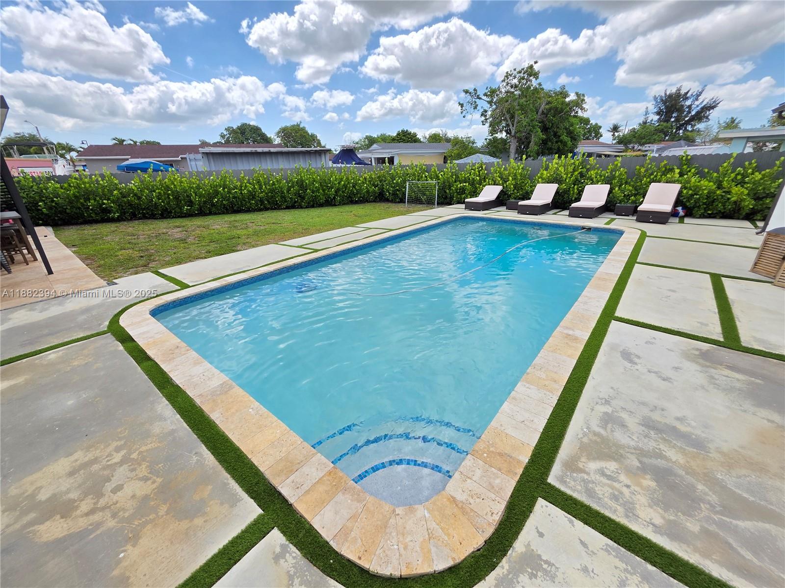 CAROL CITY GDNS 1ST ADDN - Residential