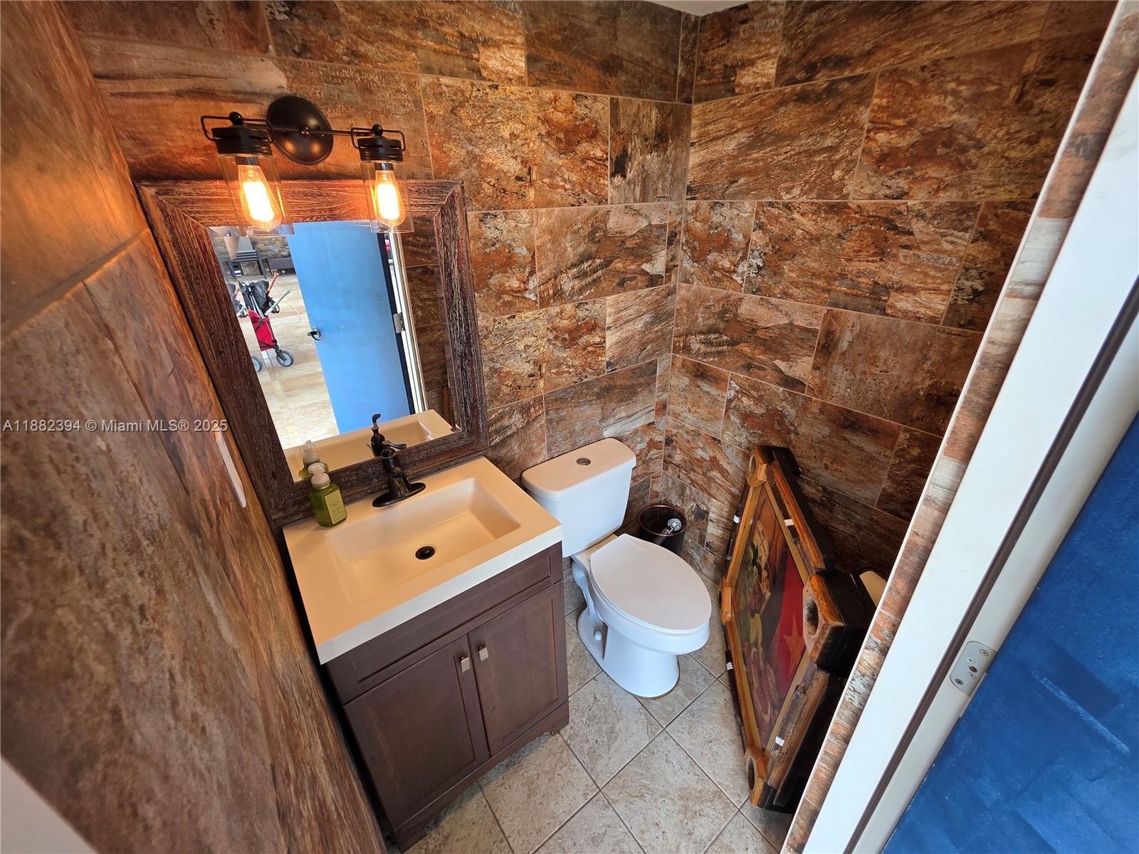 CAROL CITY GDNS 1ST ADDN - Residential