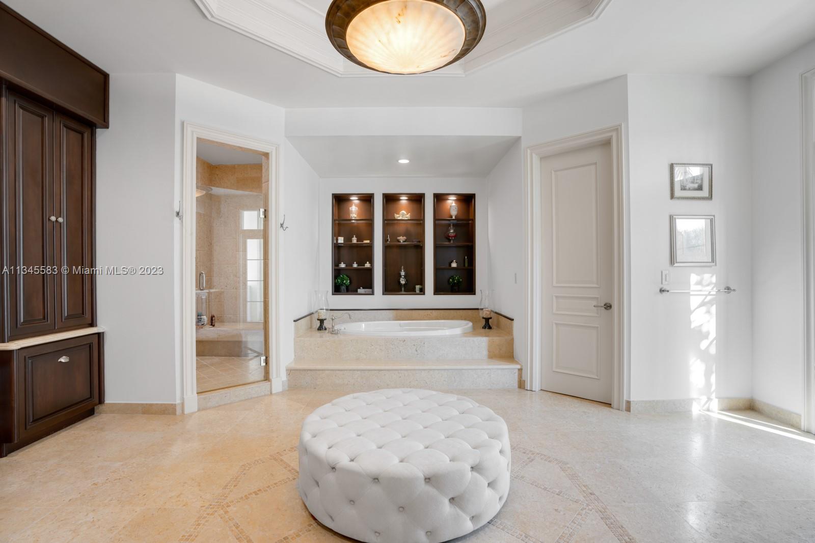 HUTCHINSON SUB - Residential