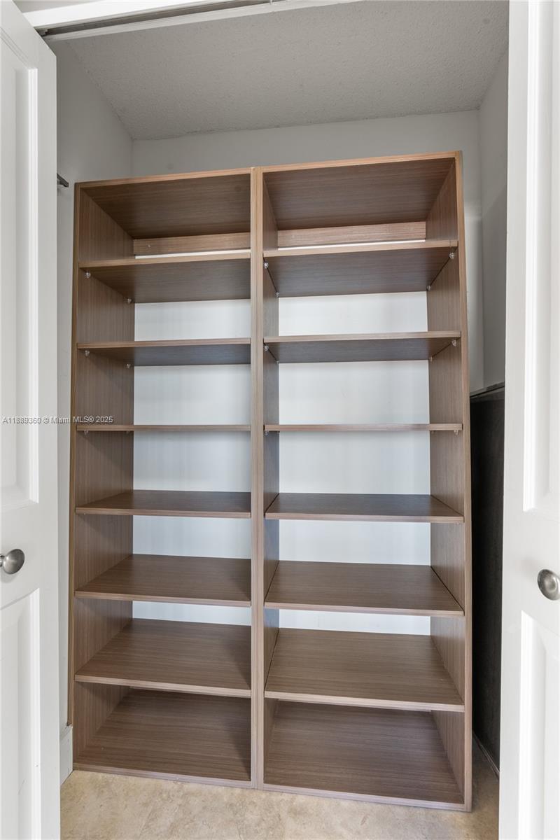REEF WEST CONDO - Residential