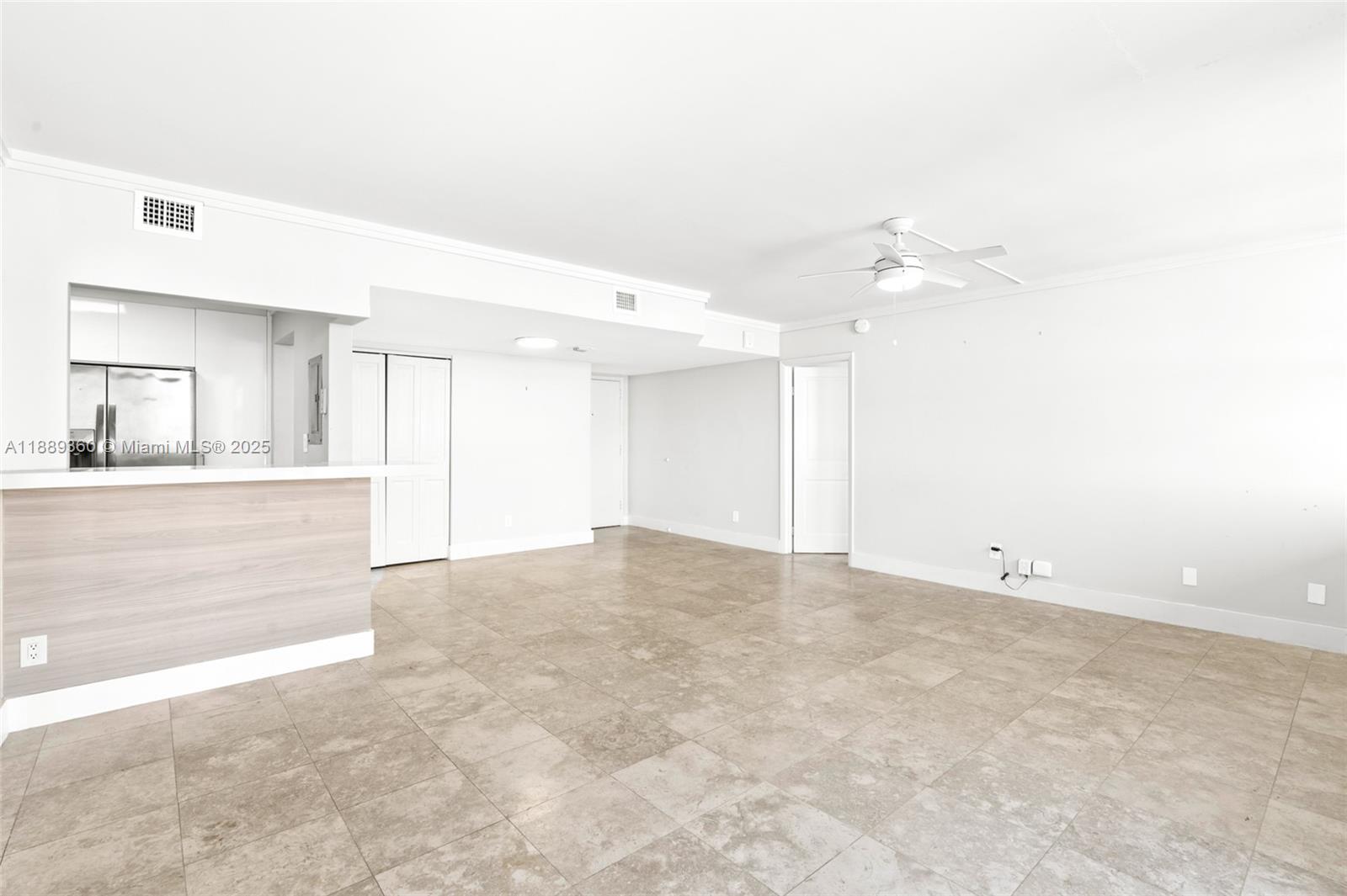 REEF WEST CONDO - Residential
