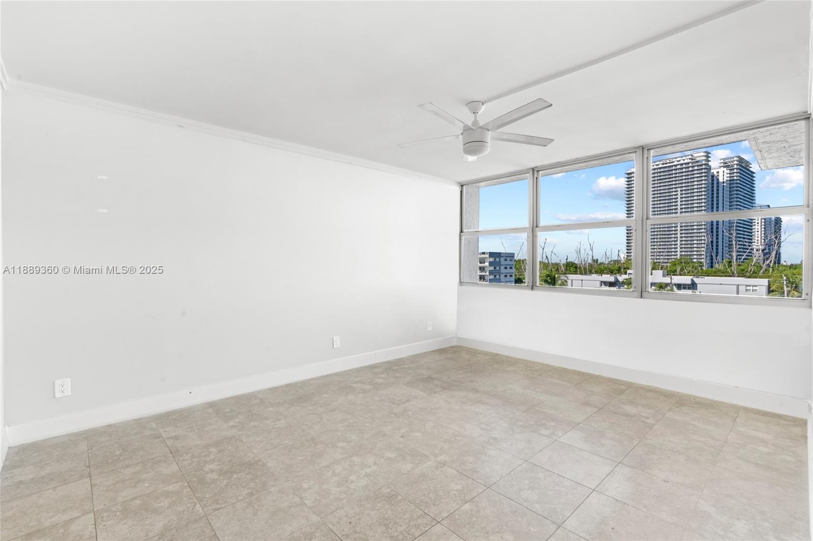 REEF WEST CONDO - Residential