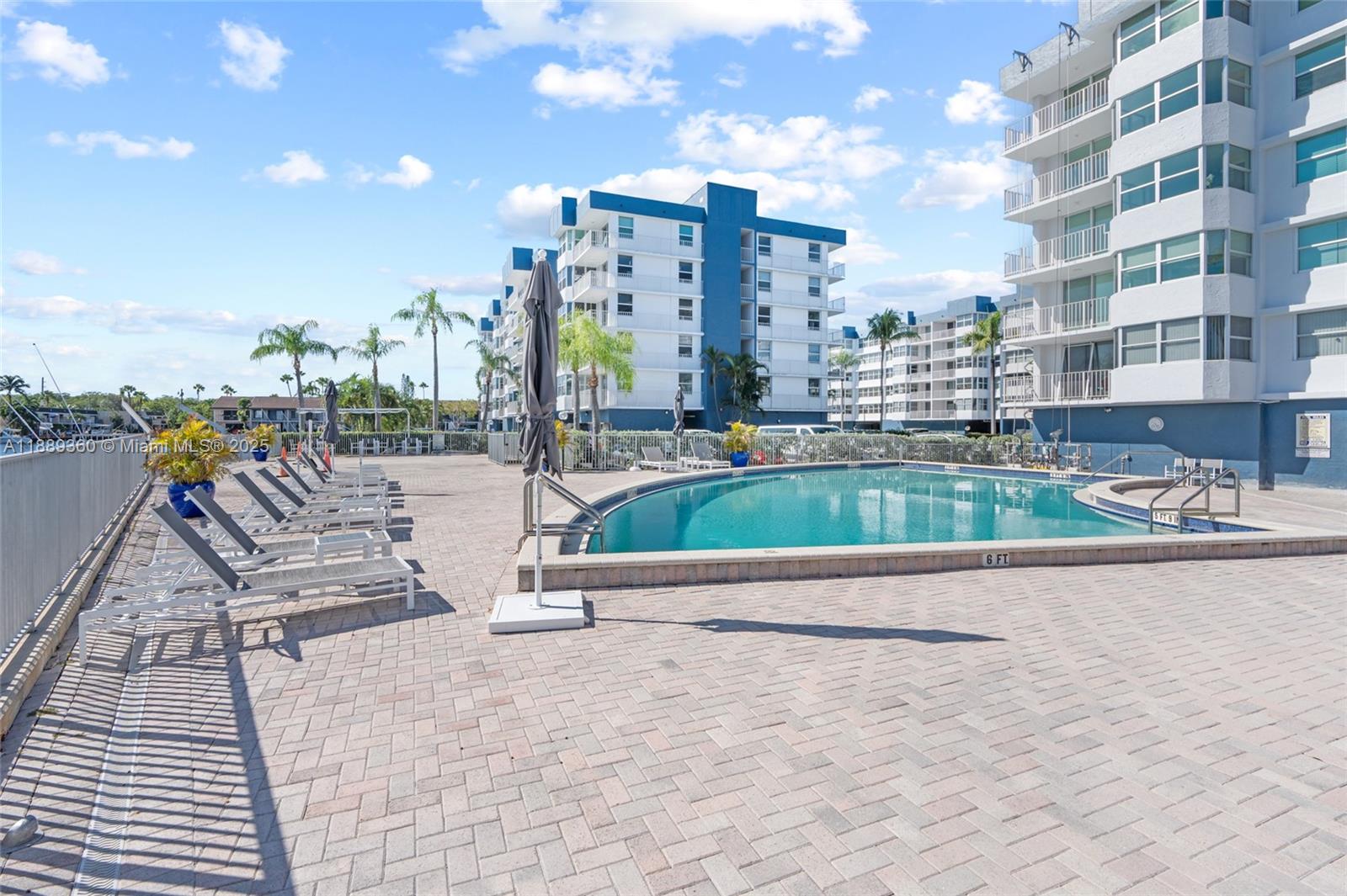 REEF WEST CONDO - Residential